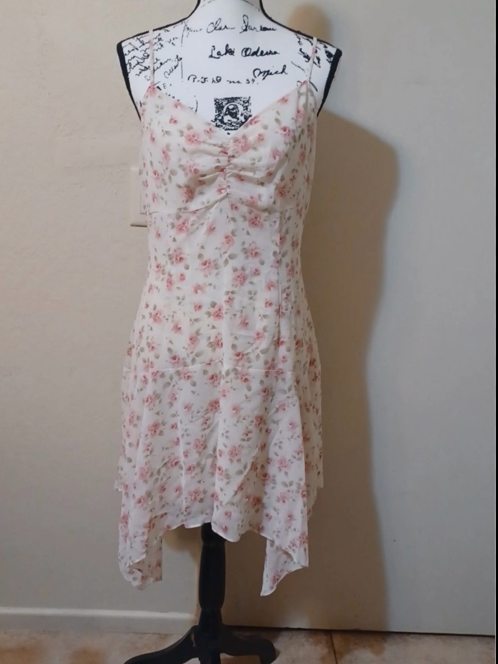 Tilly’s West of Melrose floral print mini dress